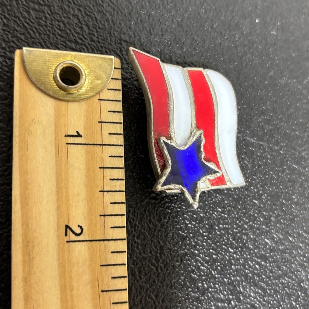 Vintage Stained Glass Patriotic Flag Pin Brooch with Star - Picture 4 of 5